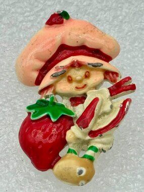 1981 AGC  Strawberry Shortcake Enamel Metal Collectible Pin Signed